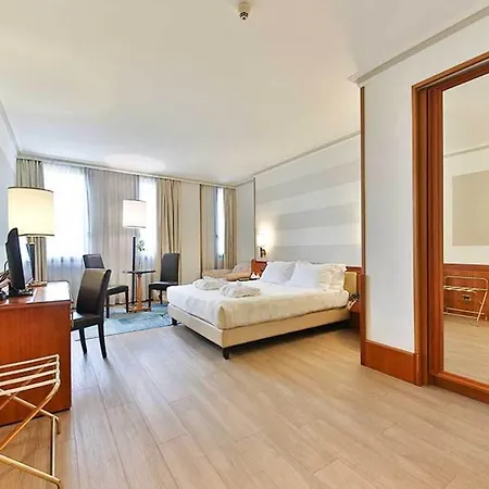 Leon D'oro Hotel