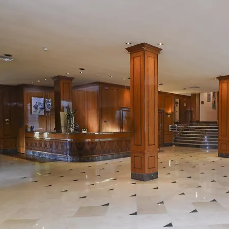 Hotel Leon D'oro 4*